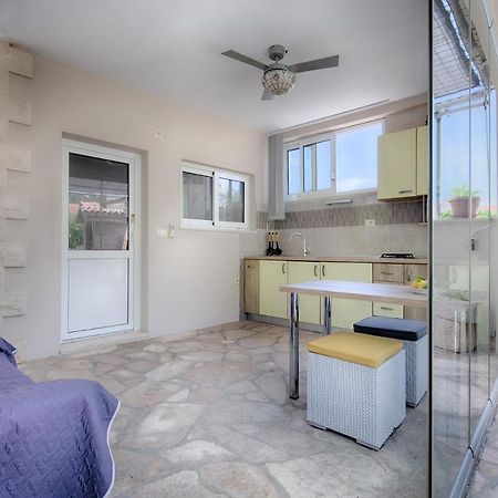 Villa Kamenica Komiža Extérieur photo