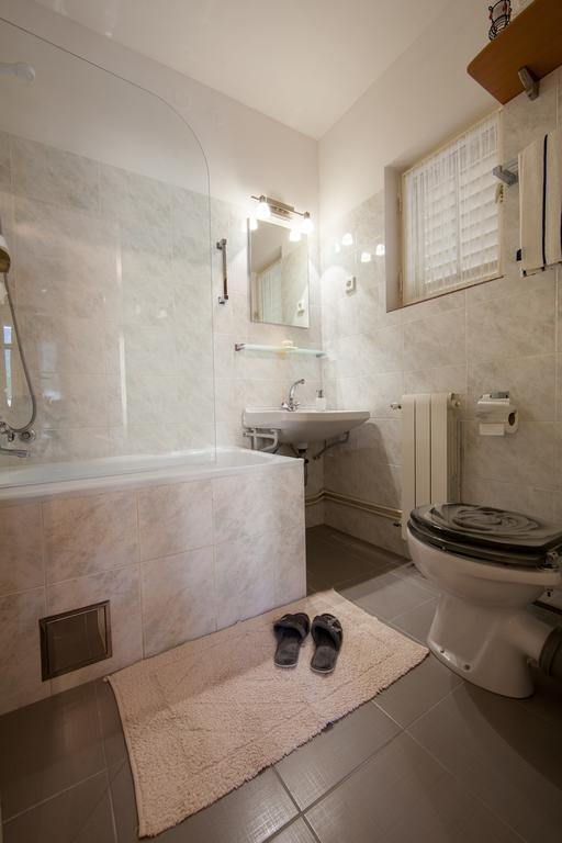 Villa Kamenica Komiža Chambre photo