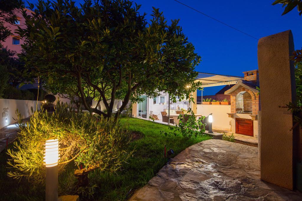 Villa Kamenica Komiža Extérieur photo